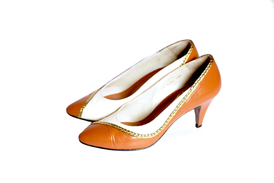 Vintage cream and tan heels  UK 3.5