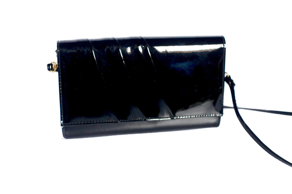 Vintage 1980s patent black shoulder bag